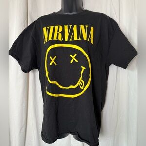 Nirvana Men's Sz L Short Sleeve Black & Yellow Smiley Graphic‎ Tee